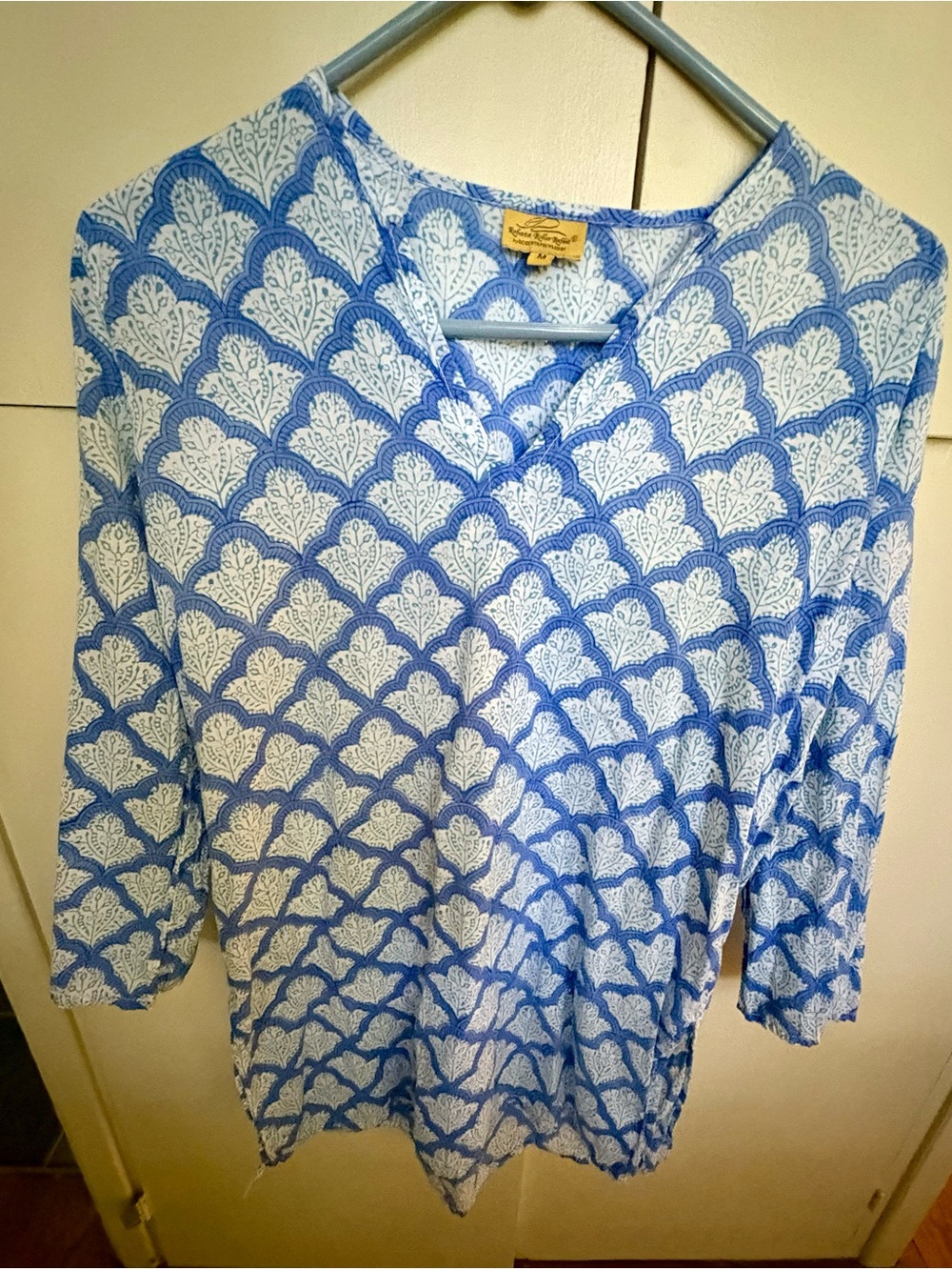 Roller Rabbit Lightweight cotton Blue & White Printed V-Neck Tunic